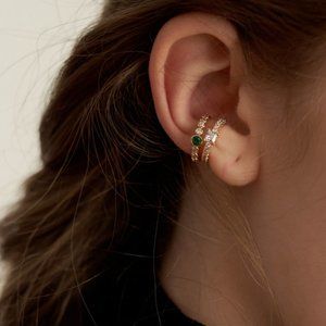 WConcept cubic poit gold earcuff